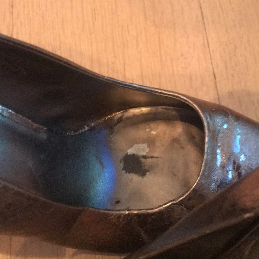 Pumps - Picture 3 of 4